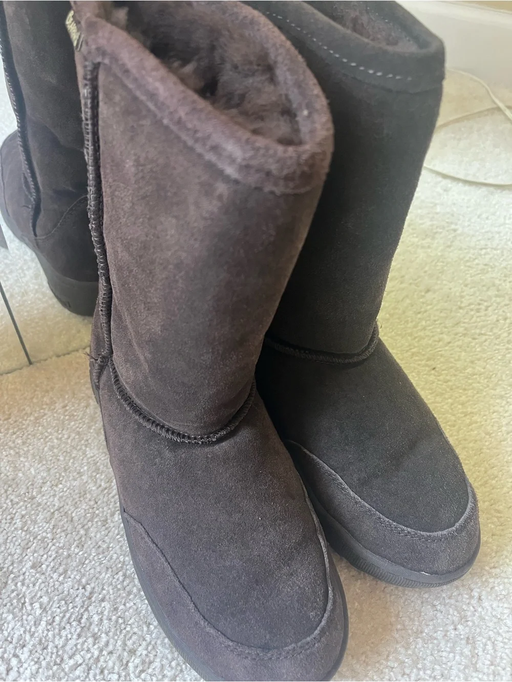 Bearpaw women’s Brown Suede Shearling-Lined Boots